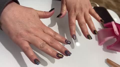 Video de diseño de uñas